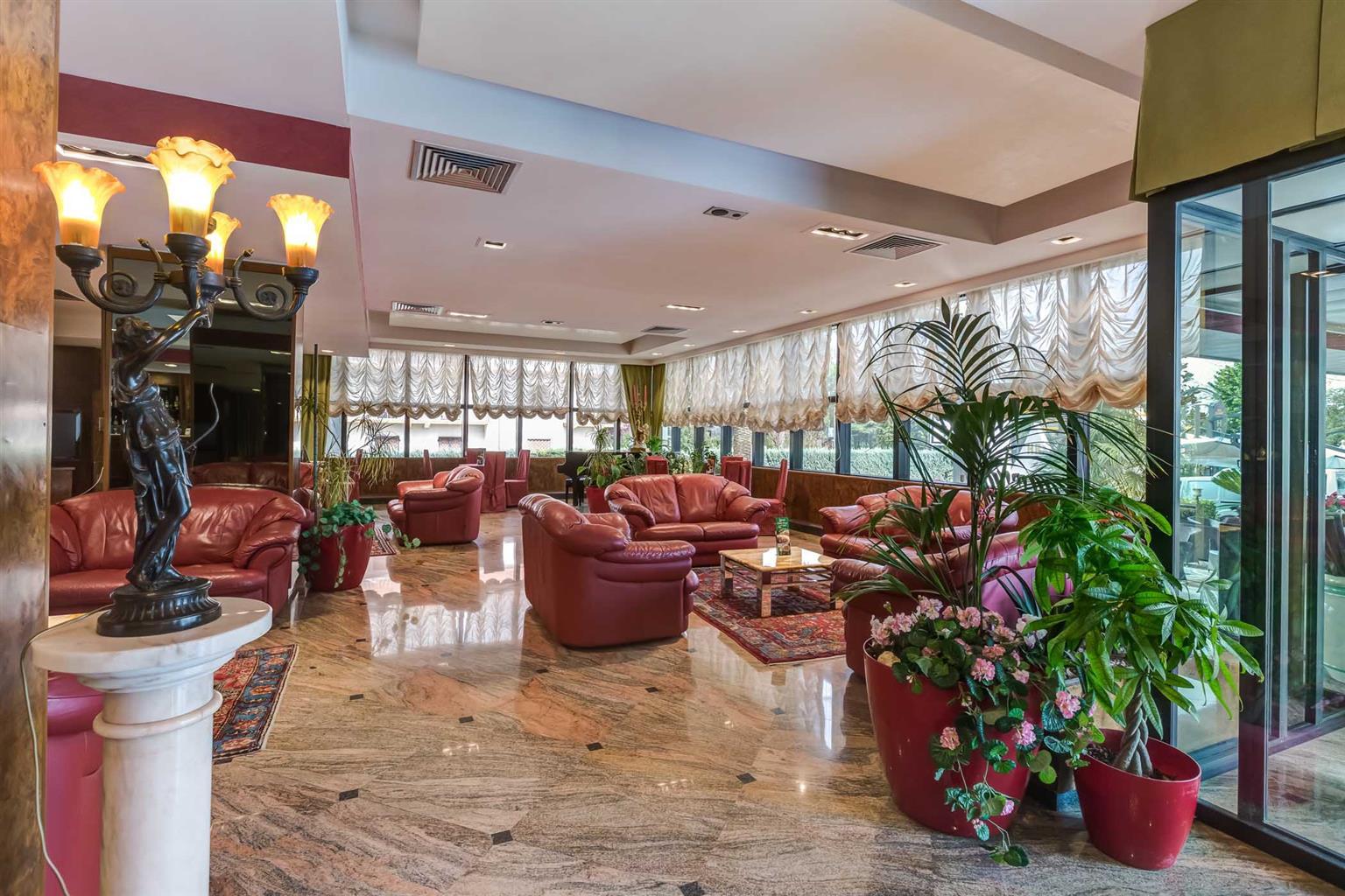 Best Western Hotel Rocca Cassino Exterior foto